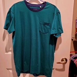 🔮3 for 15 - Guess Tshirt